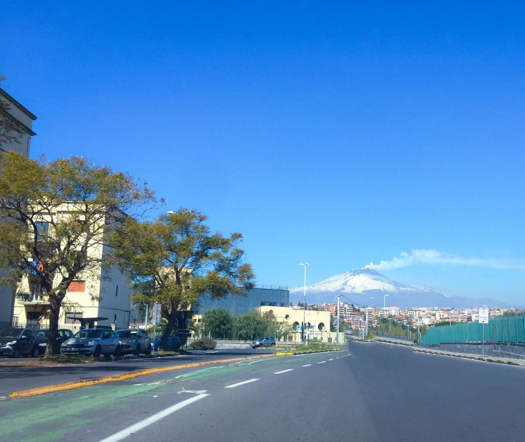 B&B Policlinico Gaspare Rodolico คาตาเนีย ภายนอก รูปภาพ